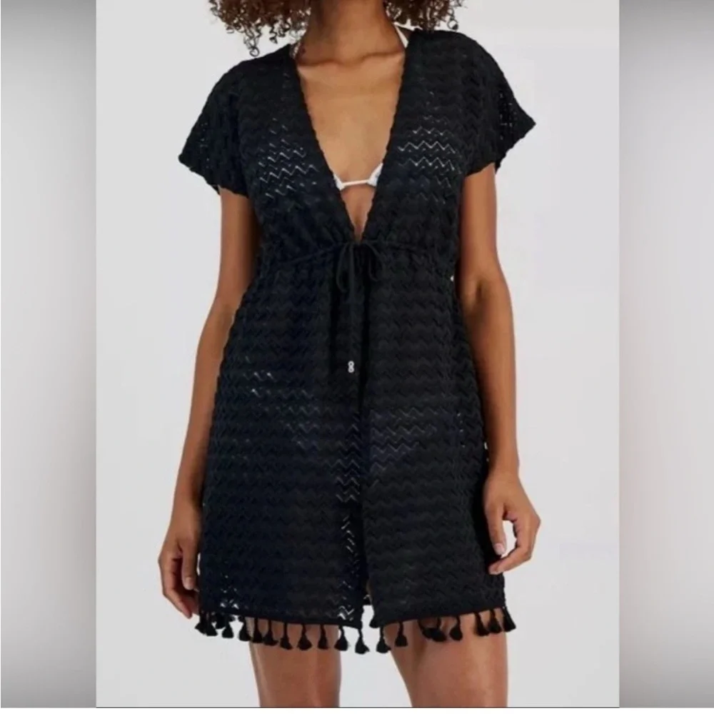 NWT Miken Black Swim Coverup with Chevron Design - Picture 3 of 7